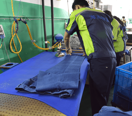 焊工阻燃服必備